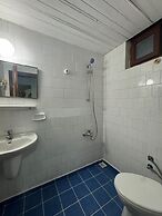 Artemis Hotel