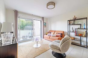 Spacious Apartment a/c 1br/4p - With Pool