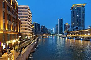 Shanghai Bund Suhepan Apartment