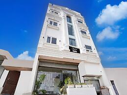 Deluxehotel Shikha Continantal