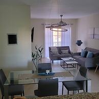 2BR Condo With Pool, Walk to Beach, Bávaro