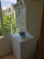 2BR Condo With Pool, Walk to Beach, Bávaro