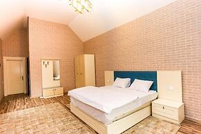 Aynur Qala Resort