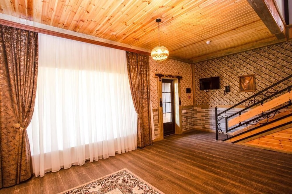 Aynur Qala Resort