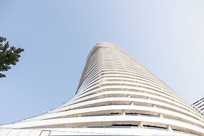 Skyline Suite - Danube-View Balcony&Pool