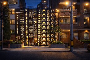 Casa Museo by HOUSY