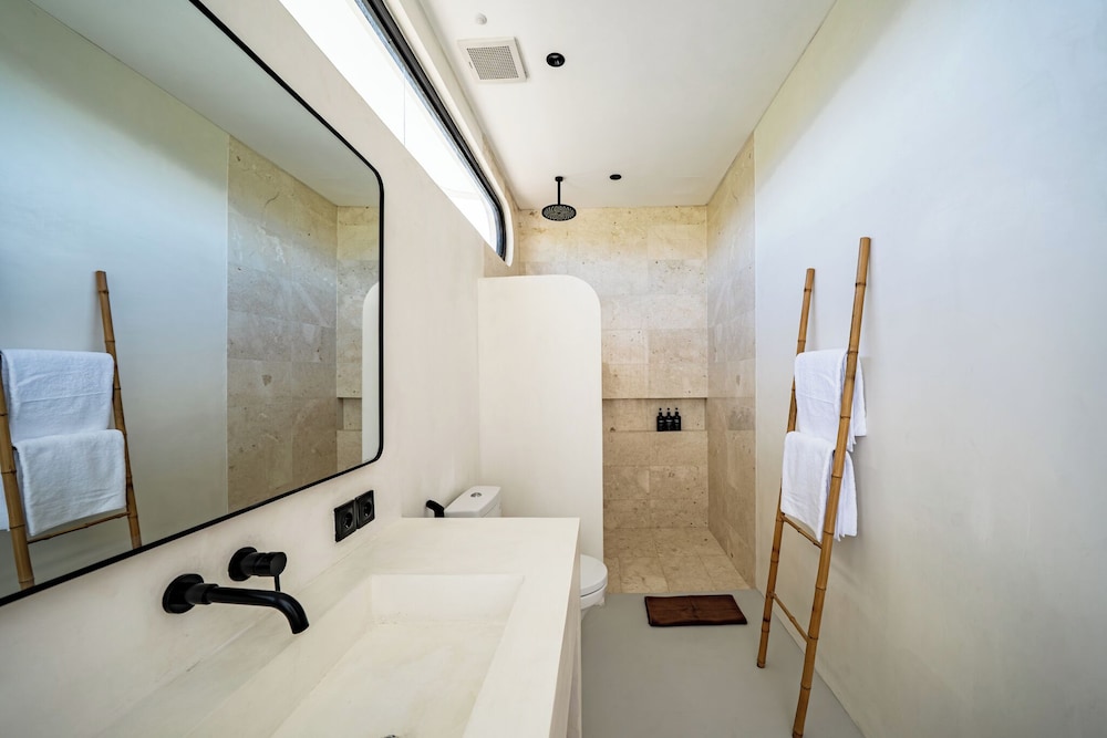 Casa Degaz Canggu