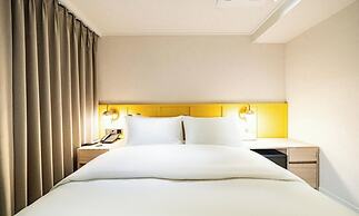 Sinchon APL Hotel