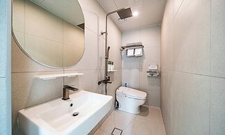 Sinchon APL Hotel