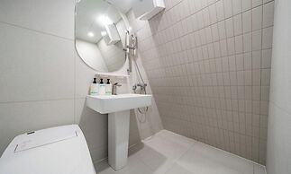 Sinchon APL Hotel