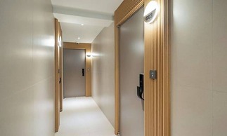 Sinchon APL Hotel
