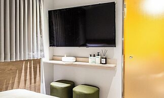 Sinchon APL Hotel