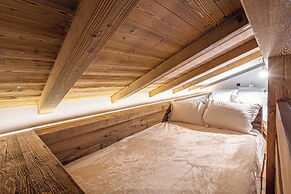 Superb Chalet Isatis, Renovated in Megeve