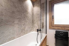 Superb Chalet Isatis, Renovated in Megeve