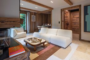Superb Chalet Isatis, Renovated in Megeve