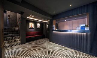 No. 25 Hotel Sinchon