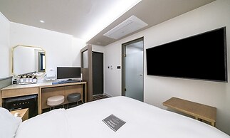 No. 25 Hotel Sinchon