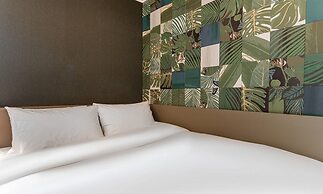 No. 25 Hotel Sinchon
