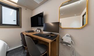 No. 25 Hotel Sinchon
