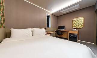 No. 25 Hotel Sinchon