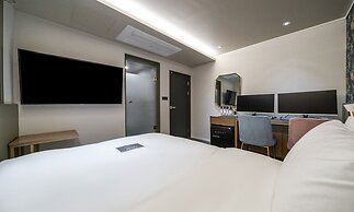 No. 25 Hotel Sinchon