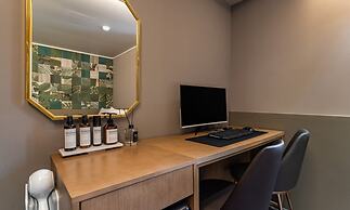 No. 25 Hotel Sinchon