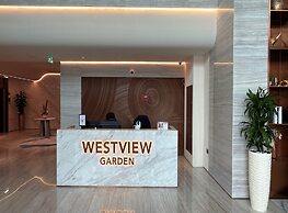 Westview Garden Spacious Balcony Room
