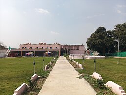 Kaku's Krishnabagh palace