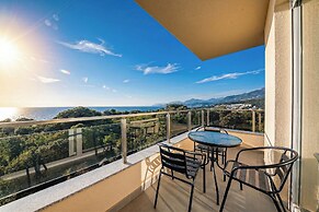 ARA Lux Apartments