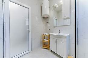 ARA Lux Apartments