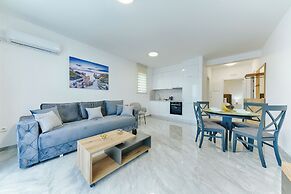 ARA Lux Apartments