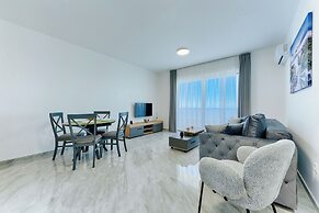ARA Lux Apartments