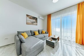 ARA Lux Apartments