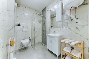 ARA Lux Apartments