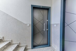 ARA Lux Apartments
