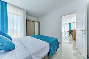ARA Lux Apartments