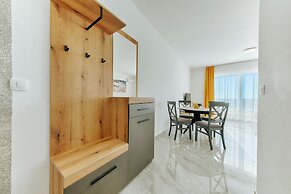 ARA Lux Apartments