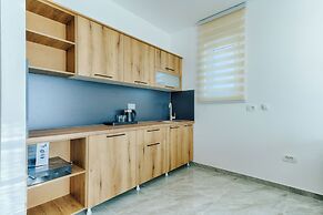 ARA Lux Apartments