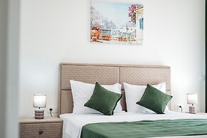 ARA Lux Apartments