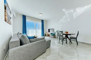 ARA Lux Apartments