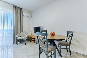 ARA Lux Apartments