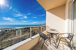 ARA Lux Apartments