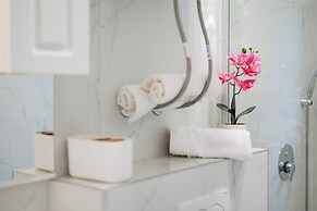 ARA Lux Apartments