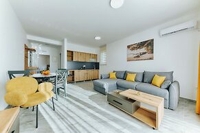 ARA Lux Apartments