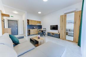 ARA Lux Apartments