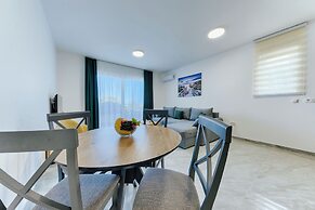 ARA Lux Apartments