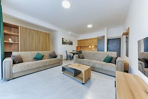 ARA Lux Apartments