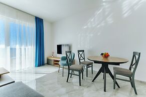 ARA Lux Apartments