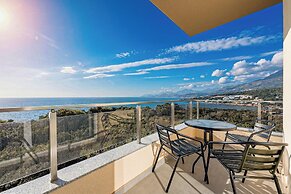 ARA Lux Apartments