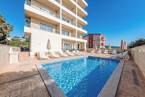 ARA Lux Apartments